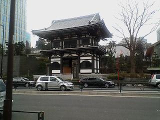 病院反対側神社.jpg